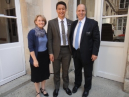 President and Soeur Poznanski, who will be ending their missions this week. They have truly helped me magnify my capacities as a missionary. A great example of "leaving things better than you found them"
